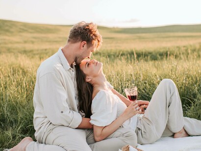 A couple enjoying a picnic and having a peaceful date