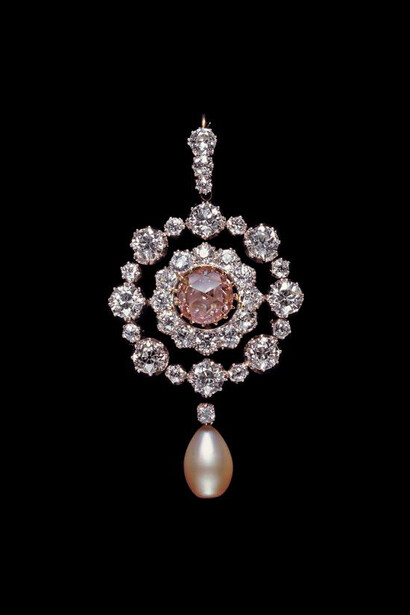 Pearls. Courtesy of Qatar Museums