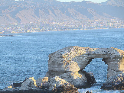 Vista desde el mar de Antofagasta, ciudad chilena desde 1884