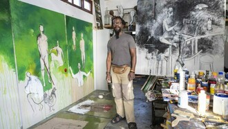 Moisés Ernesto Matsinhe Mafuiane, também conhecido como Butcheca, artista moçambicano. Butcheca é uma espécie de (in)conformado, muito consciente sobre a sua condição social e humana. Expõe o caos desde os anos 1990, mas não é por isso que esgota as preocupações