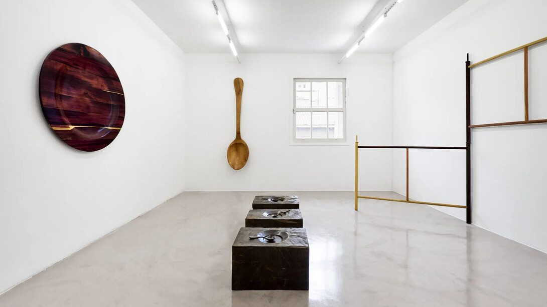 José Bento, Mão amiga, vista da exposição. Cortesia de A Gentil Carioca
