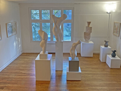 Arp mythique, Arp antique, vue d'exposition. Avec l'aimable autorisation de La Fondation Arp