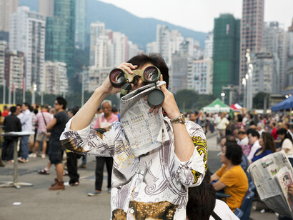 Martin Parr Hong Kong. 2013 Pigment print 101.6 x 152.4 cm (Edition of 5) 50.8 x 76.2 cm (Edition of 10) (Image courtesy of artist Martin Parr, Blindspot Gallery and Magnum Photos)   