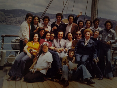 El toque de queda nos obligaba a un volumen bajo en nuestra conversación