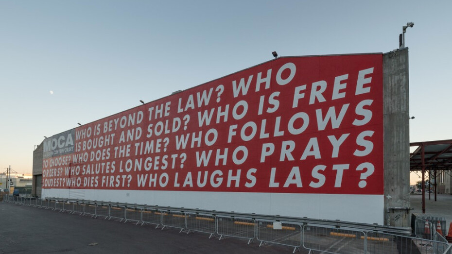 Barbara Kruger, Untitled (Questions)
(1990/2018). Courtesy of MOCA