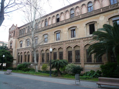 La Escuela Industrial, estaba bien situada en el entorno académico de los estudios de ingeniería universitarios, tenían un nivel y contenido adecuado, y  los estudiantes salían del centro bien formados, y encontraban trabajo rápidamente en su ámbito de estudio