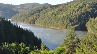 Berovo Lake. Ph. Pierre H. Lavi