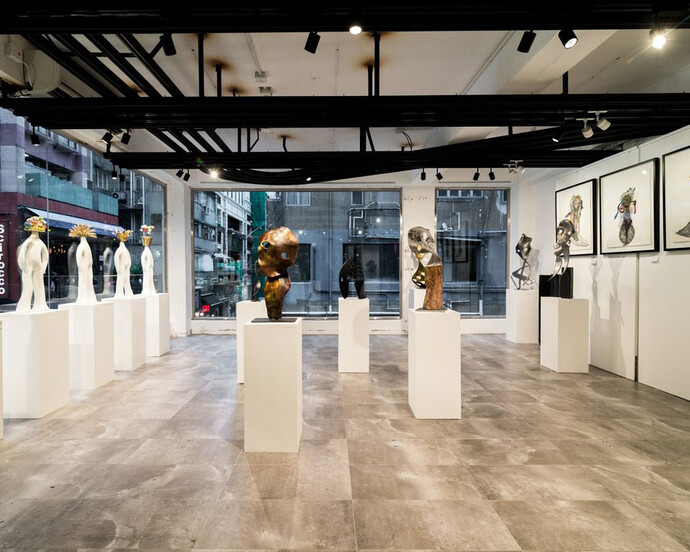 Alter Ego, Exhibition view. Courtesy of Art Supermarket