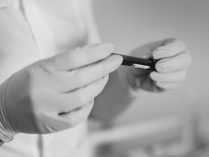 Los fagos representan una herramienta capaz de adaptarse a la evolución de las bacterias resistentes, lo que los diferencia de los antibióticos tradicionales