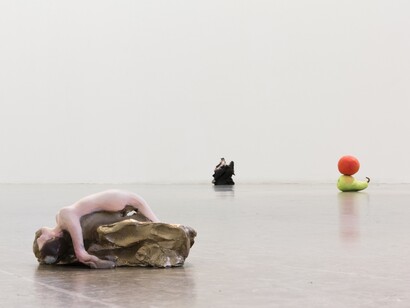 Urs Fischer, Exhibition view. Courtesy of Massimo De Carlo