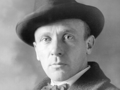 Michail Bulgakov è considerato uno dei maggiori romanzieri del Novecento. Molti suoi scritti sono stati pubblicati postumi