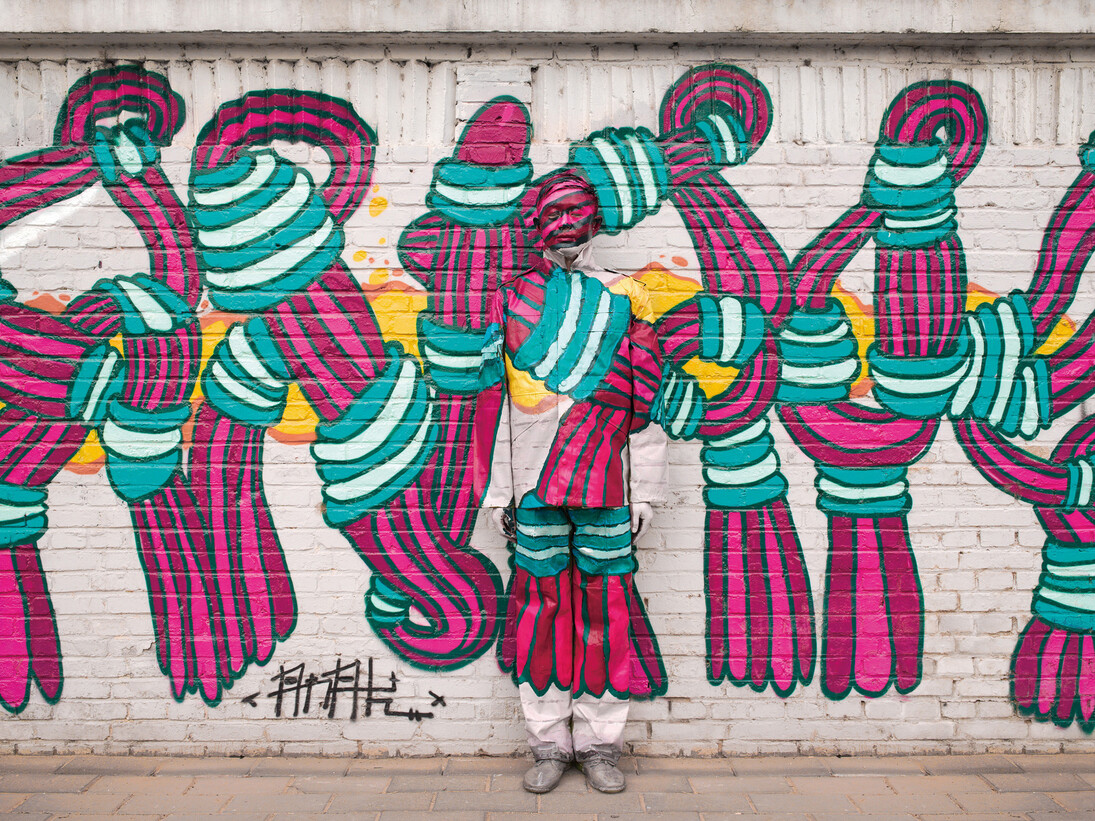 Liu Bolin, Graffiti in Beijing, 2012, No.1, Courtesy galerie Magda Danysz