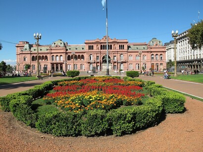 Vista a la Casa Rosada, uno de los Monumentos Históricos Nacionales, ubicada en Buenos Aires, Argentina
