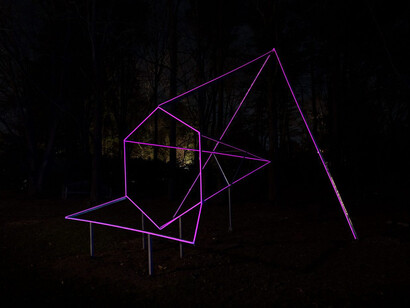 Klip Collective, Time loop, exhibition view. Courtesy of Crystal Bridges Museum of American Art