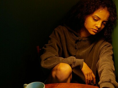 A não aceitação do limite, da realidade cria o faz de conta, estabelece os pontos de felicidade e de infelicidade caso tais situações aconteçam, se realizem, ou não aconteçam, não se realizem. Exemplo contundente disso é expresso pela ilusória frase: “se eu fosse...” (rico, belo, inteligente, vitorioso, melhor que os outros etc.)