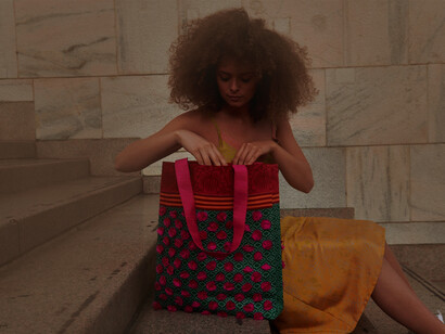 I was a Sari è un brand made in Mumbai che si schiera con le donne e con l’ambiente, promuovendo un concept di moda fatta di pezzi unici, con una storia da raccontare