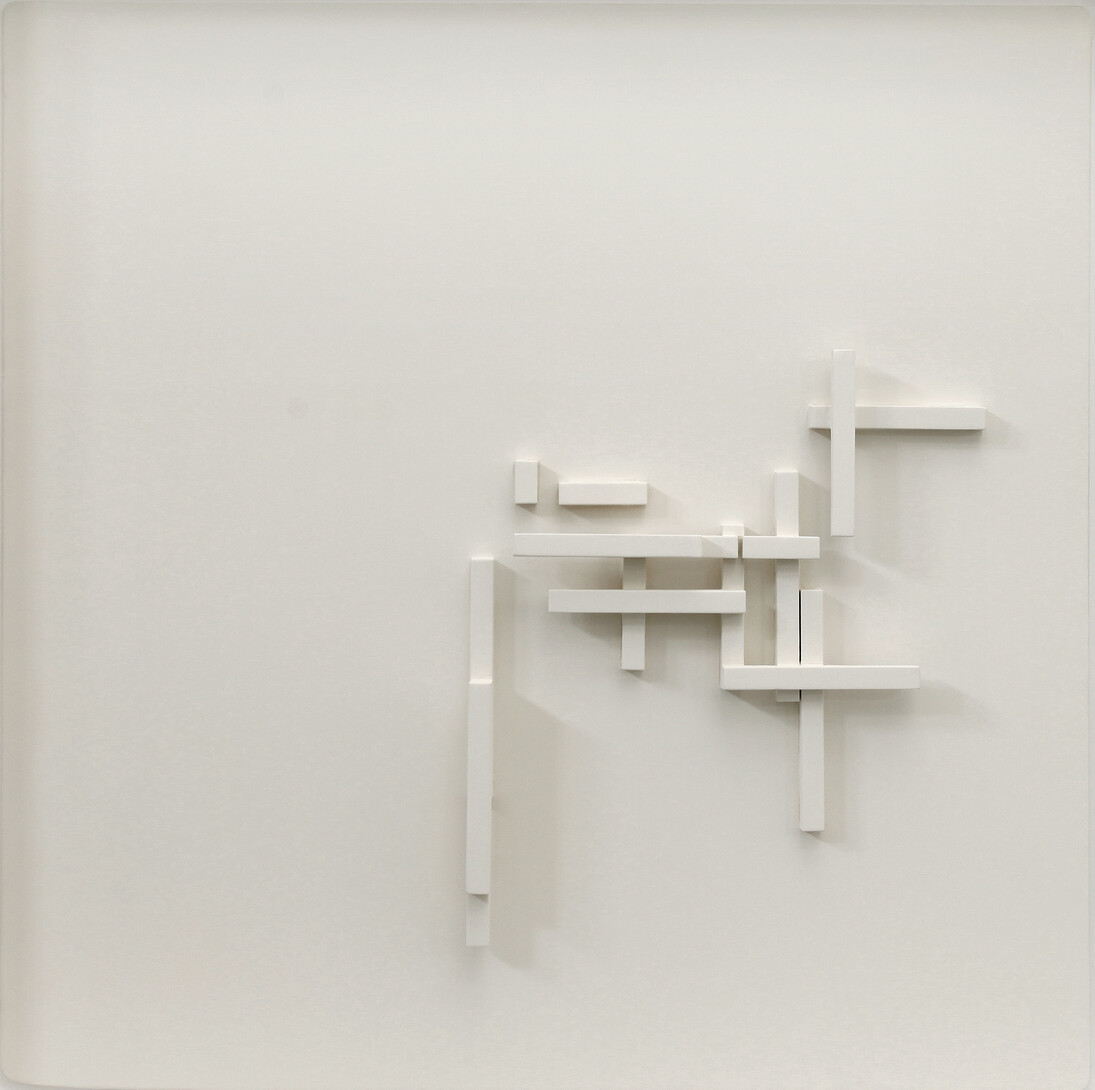 Herman de Vries, Random objectivation V70-45, 1970, white acrylic on wood, 100 × 100 × 10  cm.

Photo Bruno Bani
