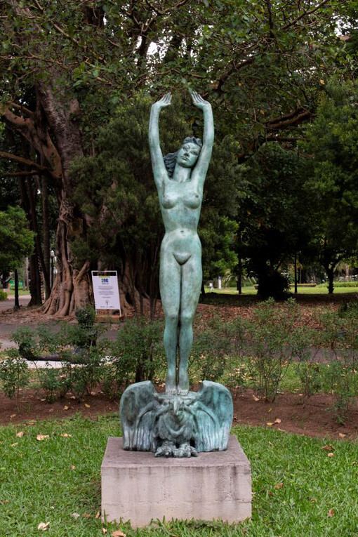 Artistes variés, Jardin de sculptures, vue de l'exposition. Avec l'aimable autorisation de la Pinacoteca
