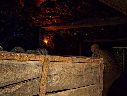 Fire and Earth, exhibition view. Courtesy of Newcastle Museum