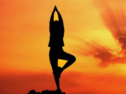 Vrikshasana, postura del árbol