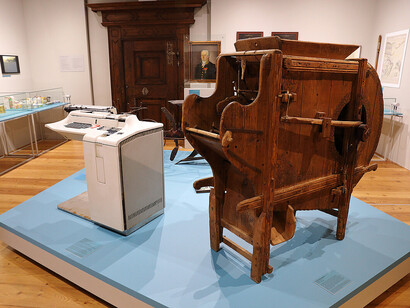 Mensch, welt und ding. Eine region, ausstellungsansicht. Mit freundlicher genehmigung von Schloss Trautenfels