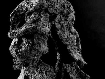 Dr Gindi's sculpture named ‘Self-Laceration Beyond Recognition’ is part of her series entitled "Fractured Reality"