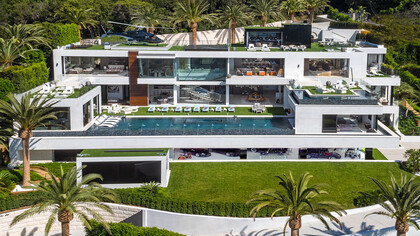 Beverly Hills Celebrity Homes
