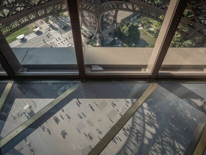 Inagurado en 2014, el suelo de cristal de la primera planta no es apto para cardiacos