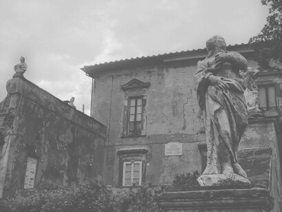 Nella Villa delle Rose si era recato Shelley con la moglie Mary insieme a lord Byron