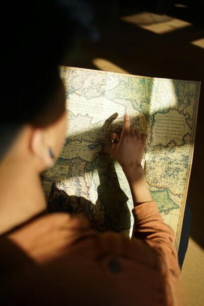 La autoconfianza es un motor necesario, pero cuando se transforma en autosuficiencia puede volverse una forma silenciosa de negligencia