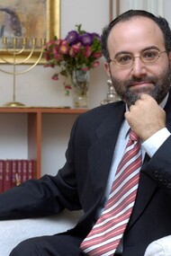 Mr Da-Don, always ready to talk and help