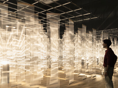 Julio Le Parc, Light. Colour. Action, exhibition view. Courtesy of Tate Modern