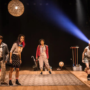 Louise, os ursos. Avec l'aimable autorisation du Théâtre de La Criée