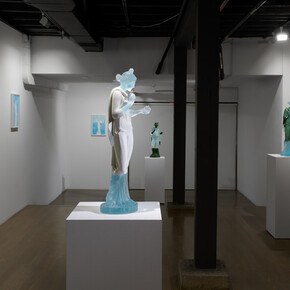 Patricia Cronin, Army of love, exhibition view. Courtesy of Chart Gallery