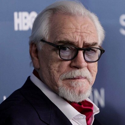 Brian Cox como Logan Roy