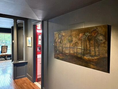 Kim Reierson, Cuando el pintor sueña (In the dream of a painter), exhibition view. Courtesy of Robin Rice Gallery