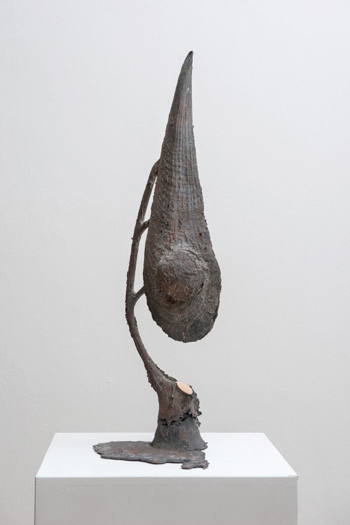 Giorgio Andreotta Calò, Untitled, 2015, bronze, 60.5 x 23.5 x 20 cm
