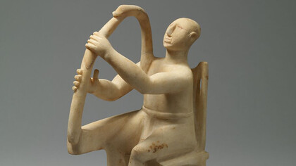 Marble seated harp player, Cycladic figurine, Greek and Roman Department, Metropolitan Museum, New York USA