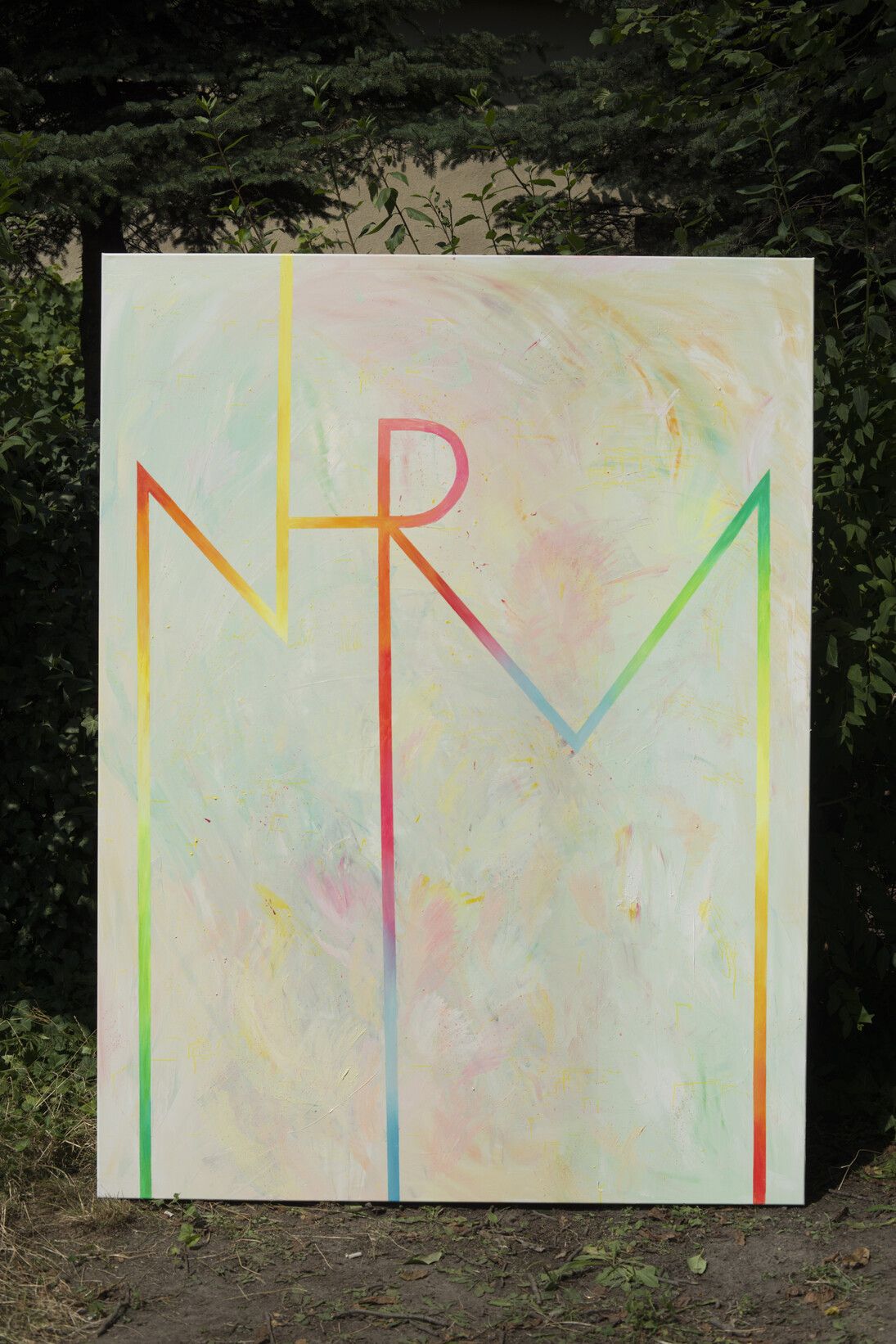 Agnieszka Brzeżańska, NHRM, 2015, oil on canvas, 200 × 150 cm © the artist, Courtesy of Marlborough Contemporary. Photo: Szymon Roginski 