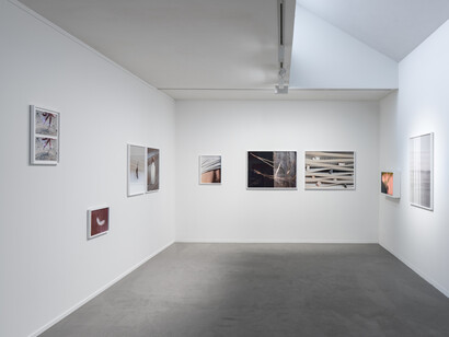 Various artists, Four photographers unseen, exhibition view. Courtesy of Galerie Ron Mandos