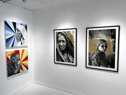 Various artists, Blue take me to the end, exhibition view. Courtesy of Galeria Azur