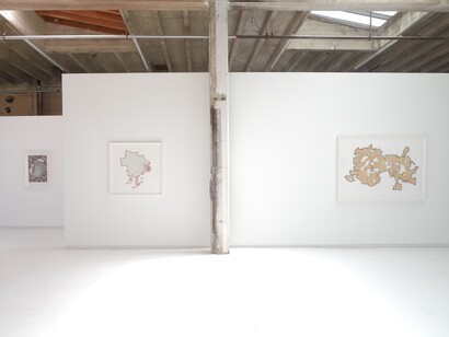 Lordy Rodriguez: The Shape of Us, L–R; Aral Seas (2022); Pangea Twelve; All the Guineas, Source: World Atlas (2023); Pangea Three; Most Dangerous Countries in 2022 until the USA, Source: Global Peace Index 2022 (2023, installation view. Courtesy of the artist and Hosfelt Gallery