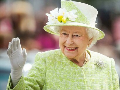 "Elizabeth II solves crimes, and has secretly been doing so for decades"