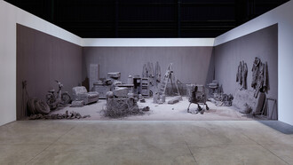 Chen Zhen, Purification Room, 2000, Veduta dell’installazione, Pirelli Hangar Bicocca, Milano, 2020 © ADAGP, Parigi. Courtesy Pirelli Hangar Bicocca, Milano, e Galleria Continua, foto Agostino Osio