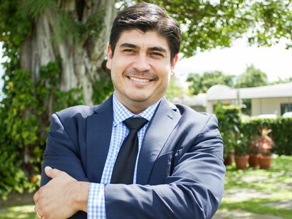 Carlos Alvarado