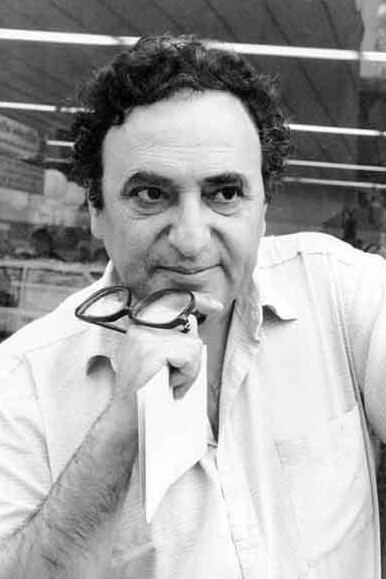 La obra de Saer invita a una lectura activa, exigente y plena, donde el lector es parte indispensable en la construcción del sentido