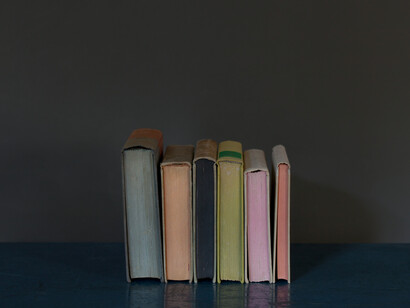Mary Ellen Bartley, Reading November #9 (from the series Reading November) (detail), 2021. Courtesy of Yancey Richardson Gallery