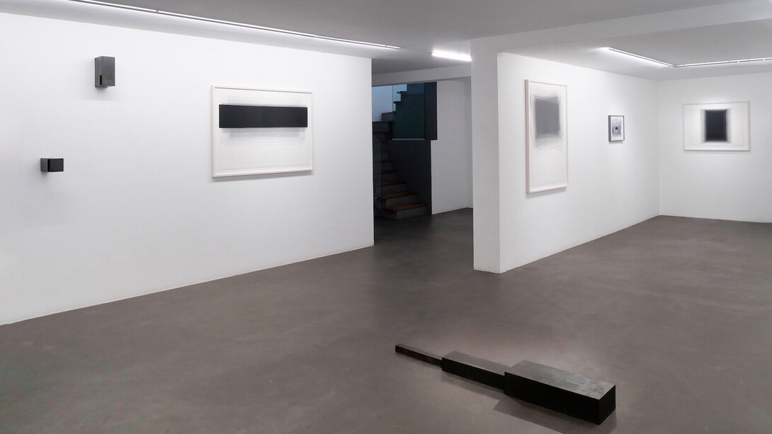 Joachim Bandau, Lines of flight, exhibition view. Courtesy of Galerie Maubert