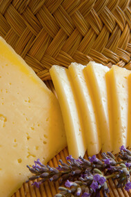 El queso manchego es uno de los más consumidos y apreciados por el consumidor español