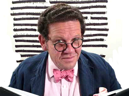 Philippe Daverio durante una trasmissione televisiva